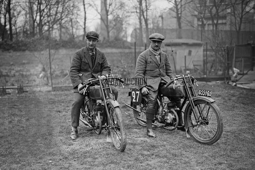 Harlette factory racer